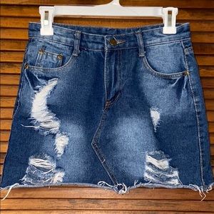 Denim ripped skirt